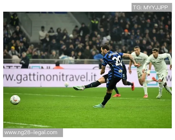 意甲激战：那不勒斯逆转国米上演惊天大逆转全场沸腾数据详解